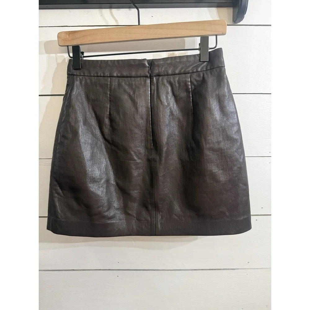 Aritzia Wilfred Vegan Leather Mini Skirt‎ Women's Size 2 Brown Side Slit